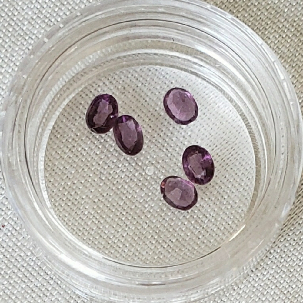5 units, 2mm Faceted Rhodolite Garnets